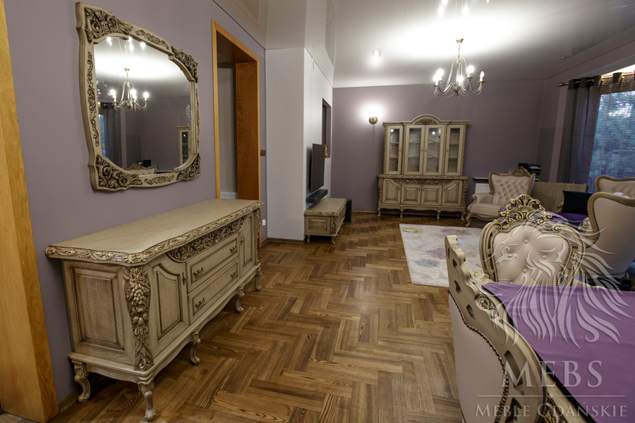 Meble ludwikowskie do salonu i jadalni