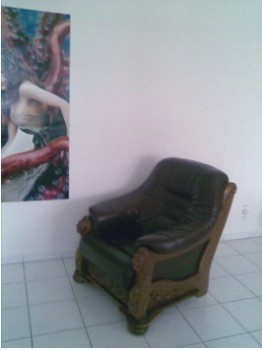 Fotel rzeźbiony