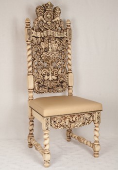 Krzesło w starym stylu
